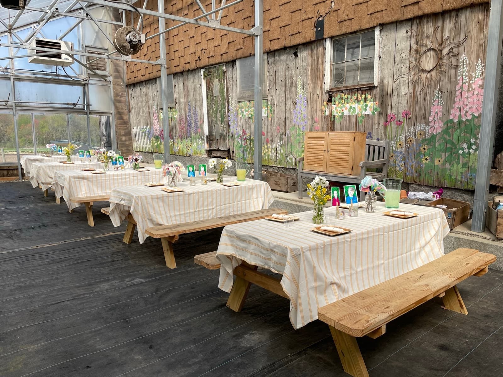 Children at Sprouts Farm and Forest Learning